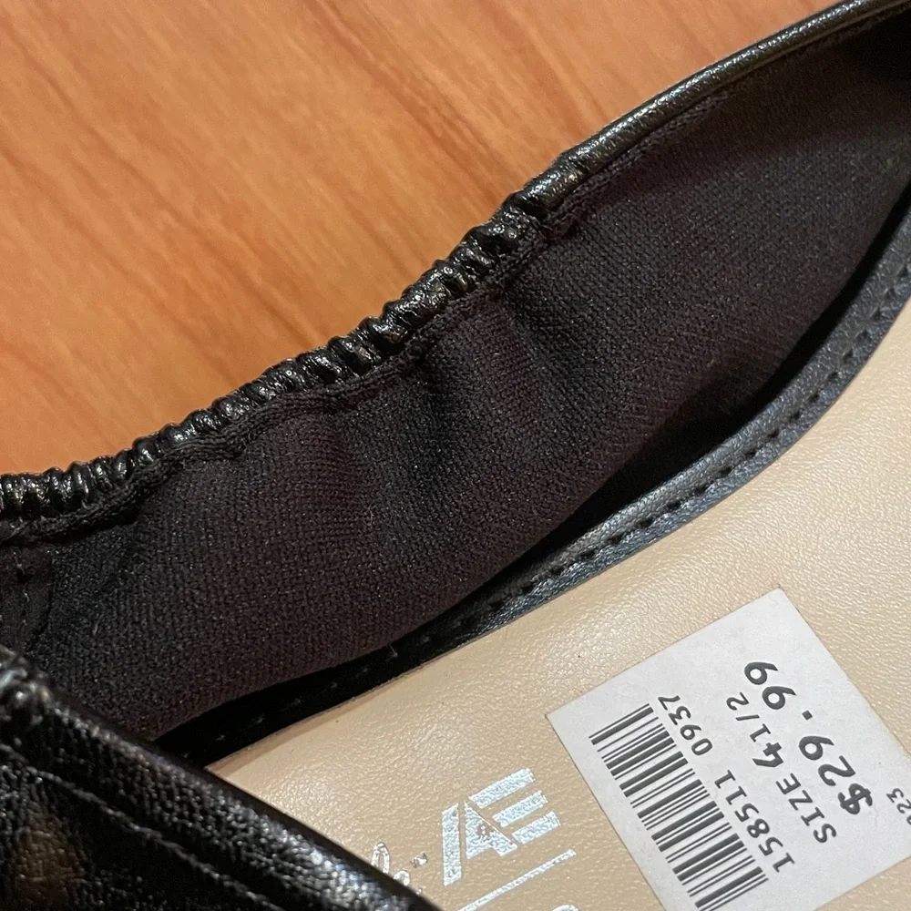 Girls American Eagle Flats